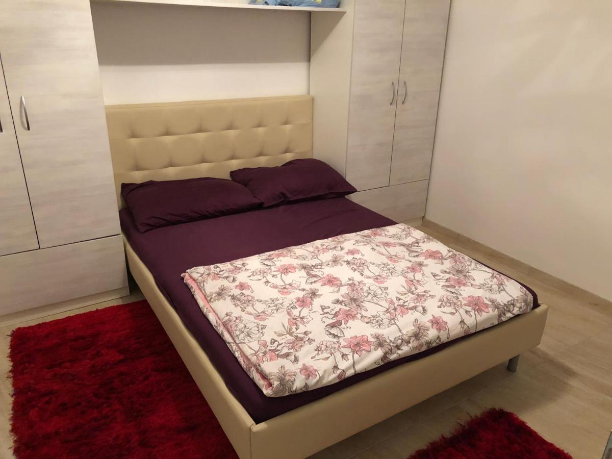 Guest House Valerija Ičići Esterno foto